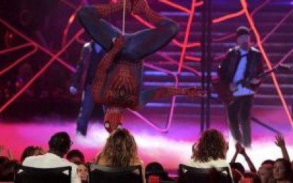 Musical do Homem Aranha estoura nas bilheterias