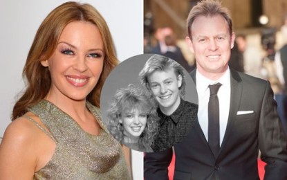 Kylie Minogue e Jason Donovan juntos novamente.